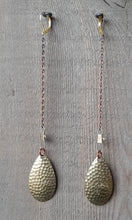 Load image into Gallery viewer, Gold drop lure earrings 5"