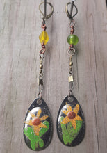 Load image into Gallery viewer, Yellow & Green Sunflower Earrings